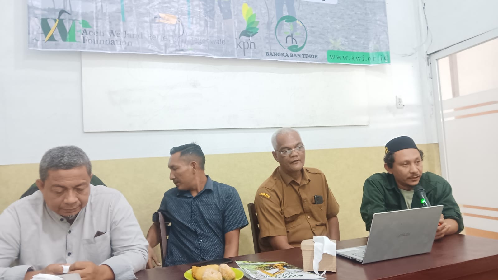 AWF Sosialisasi Pengelolaan Dan Pelestarian Tambak Dalam Kawasan Hutan Mangrove