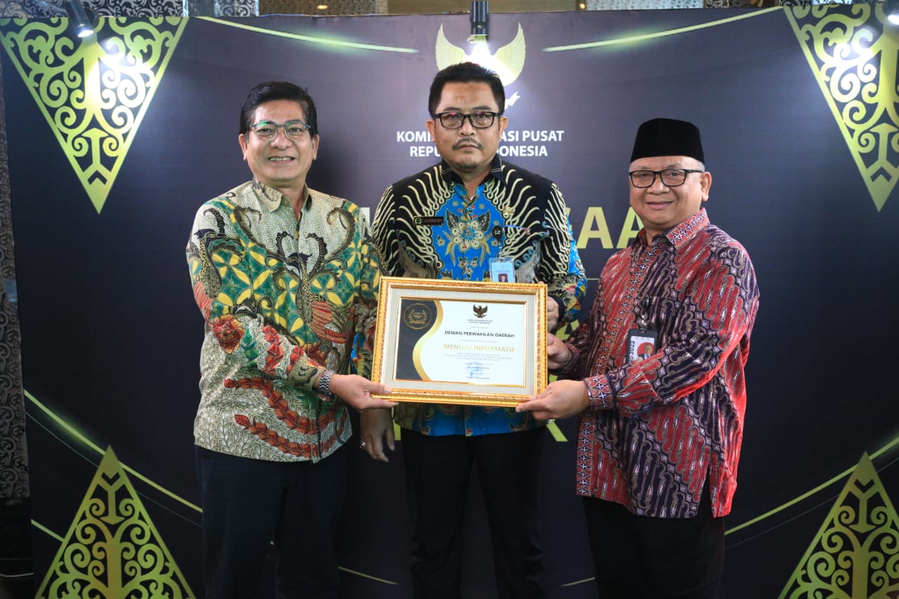 DPD RI Raih Peringkat Pertama Penghargaan Informasi Publik