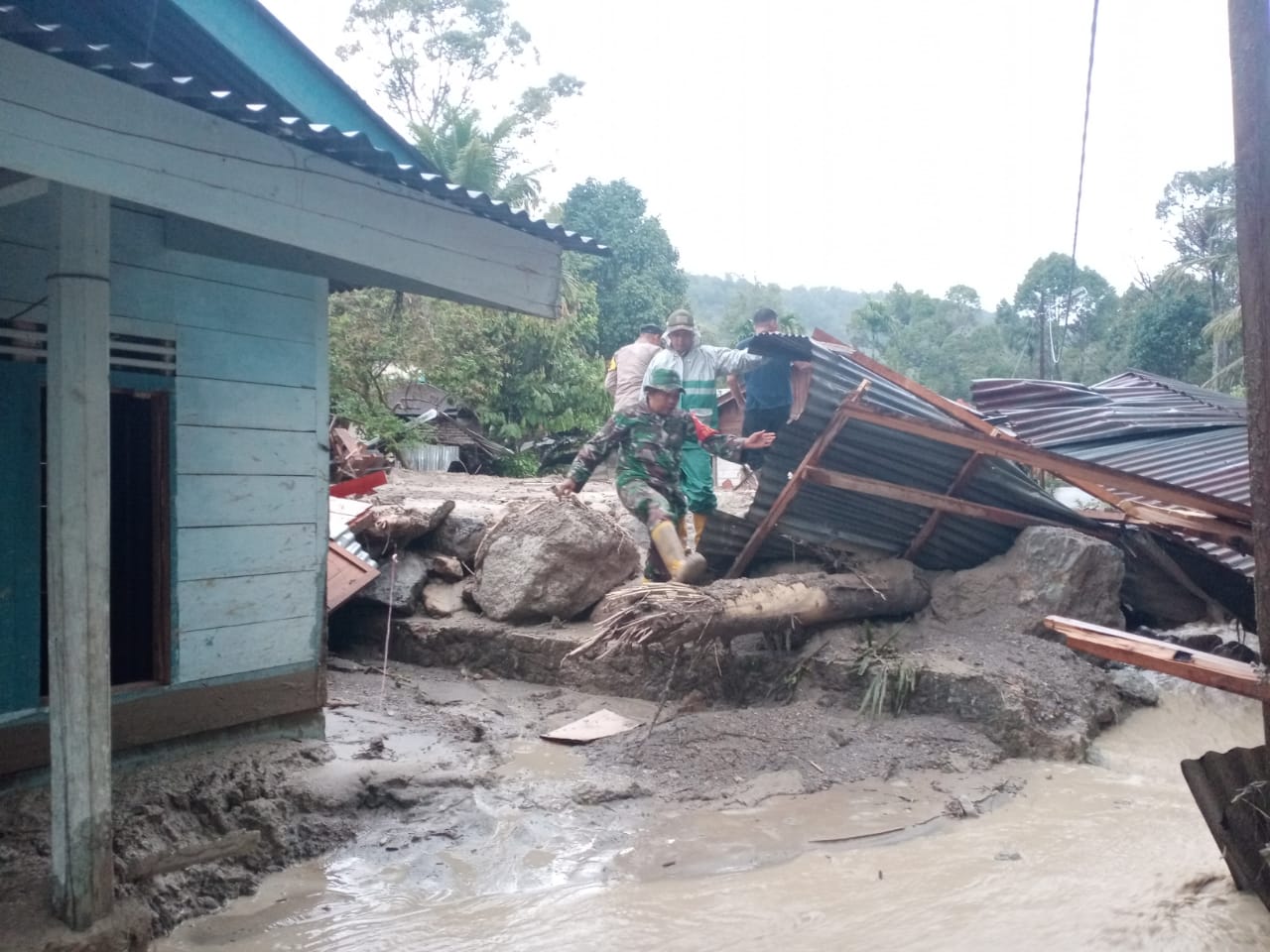 Banjir Bandang Terjang Tapanuli Utara, 7 Rumah Warga Rusak