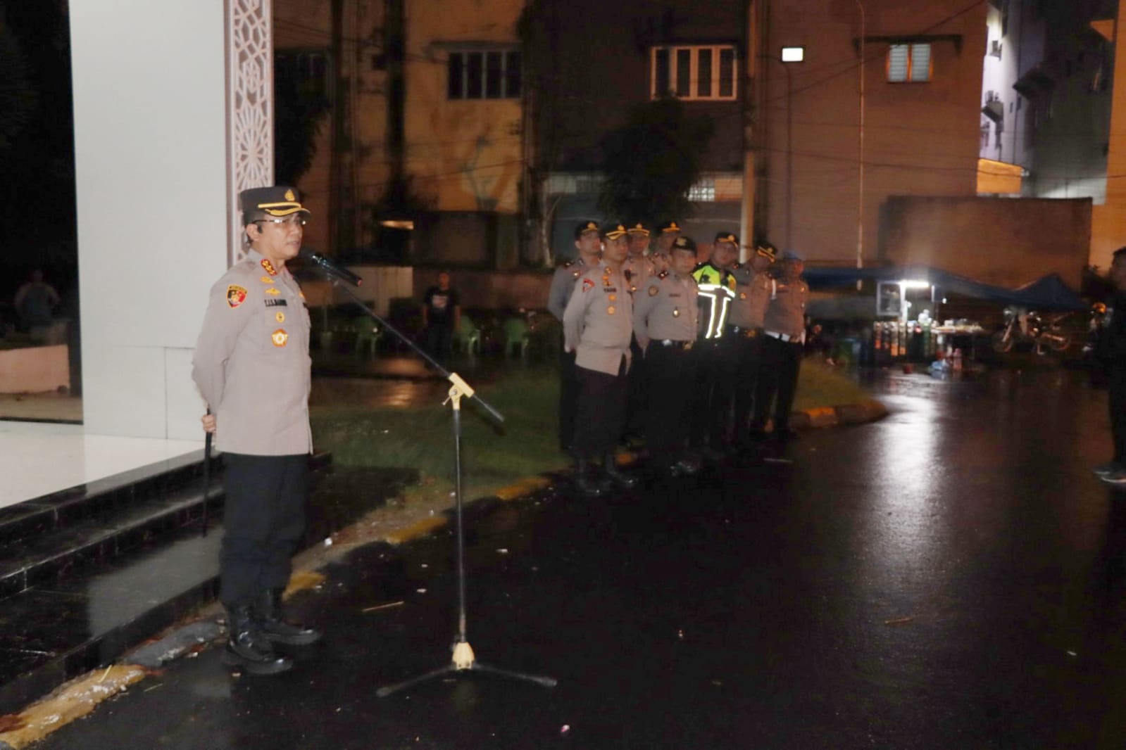 Ciptakan Rasa Aman, Kapolrestabes Medan Pimpin Apel Sispamkota