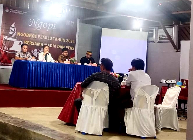 KPU Kota Gunungsitoli Ngobrol Pemilu Bersama Insan Pers