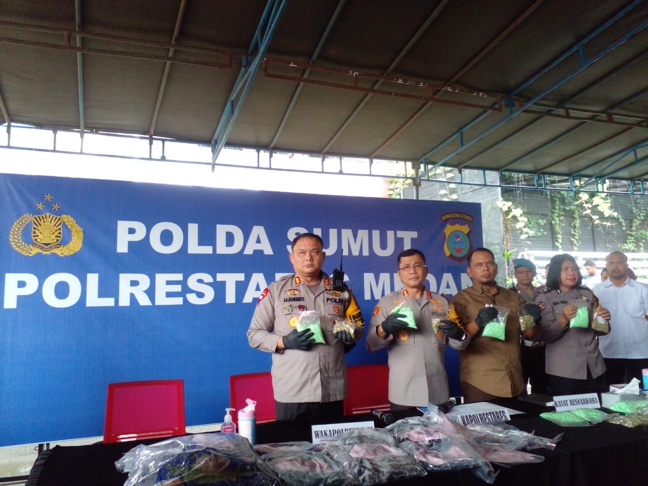 15 Ribu Butir Ekstasi Untuk Malam Tahun Baru Gagal Beredar Di Medan