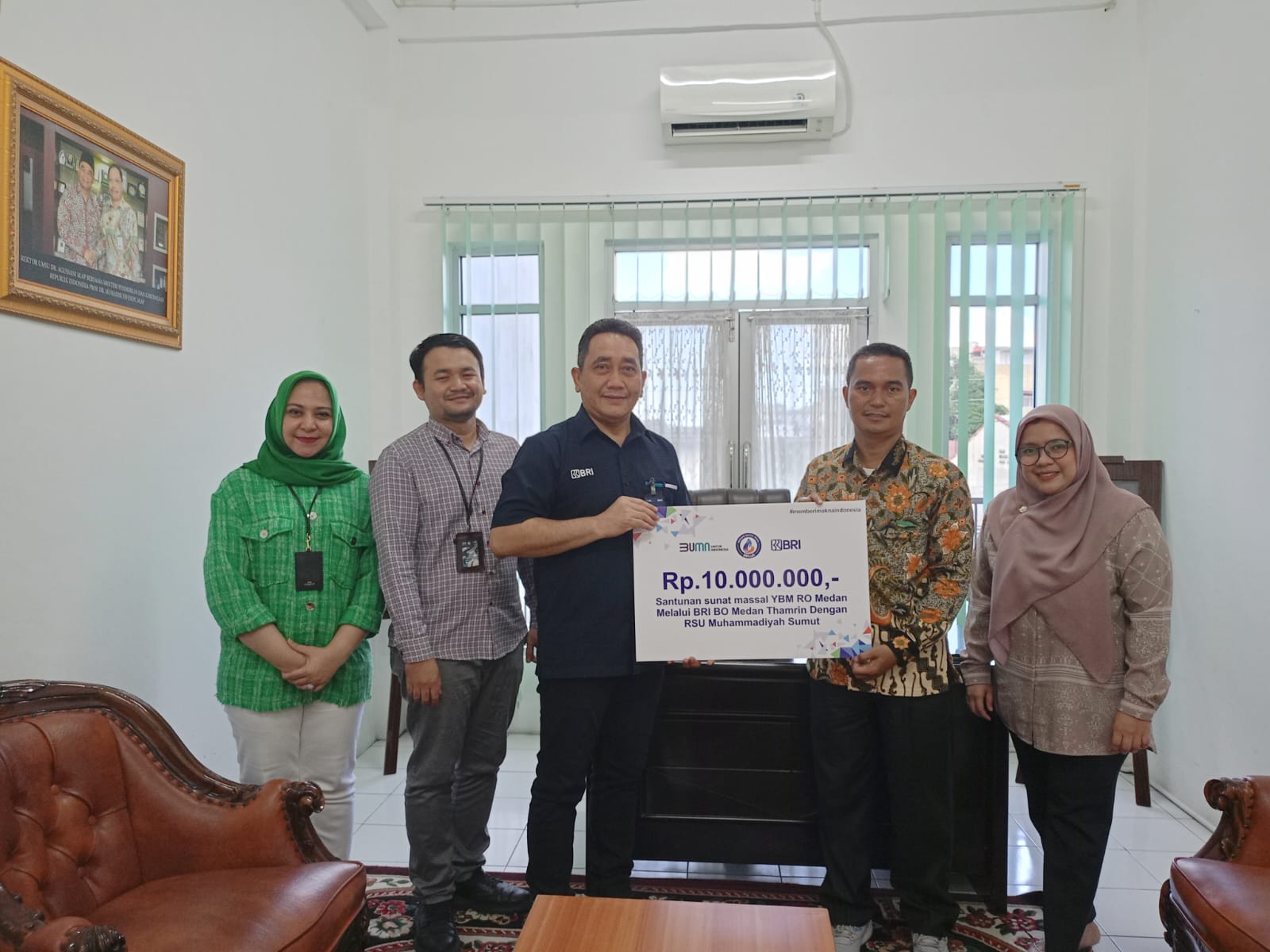 BRI BO Medan Thamrin Berikan Bantuan Khitanan Massal Kepada RSU Muhammadiyah