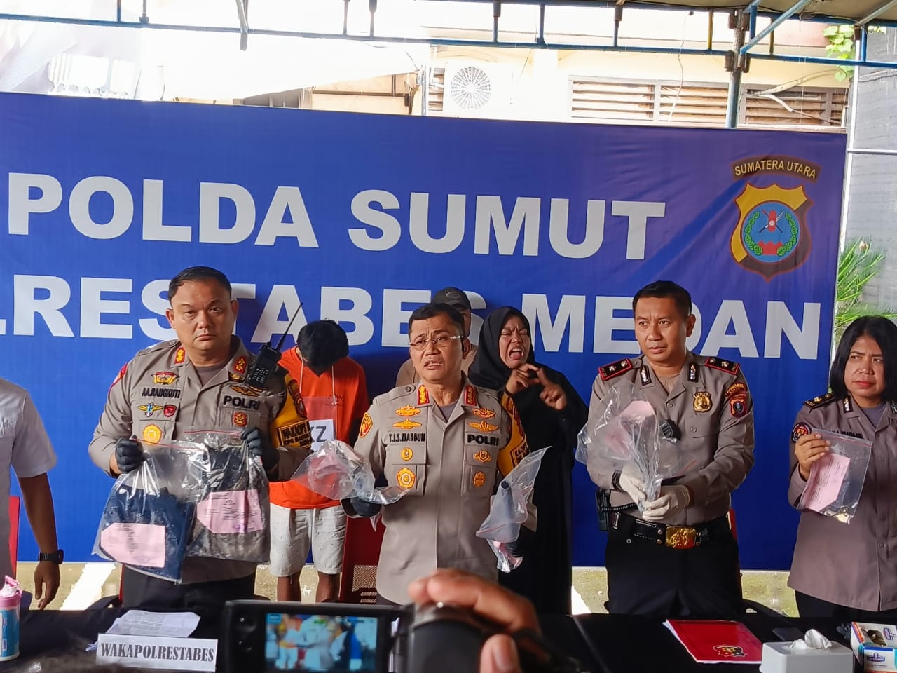 Polisi Ringkus Komplotan Pembunuh Pengusaha Salon Mobil