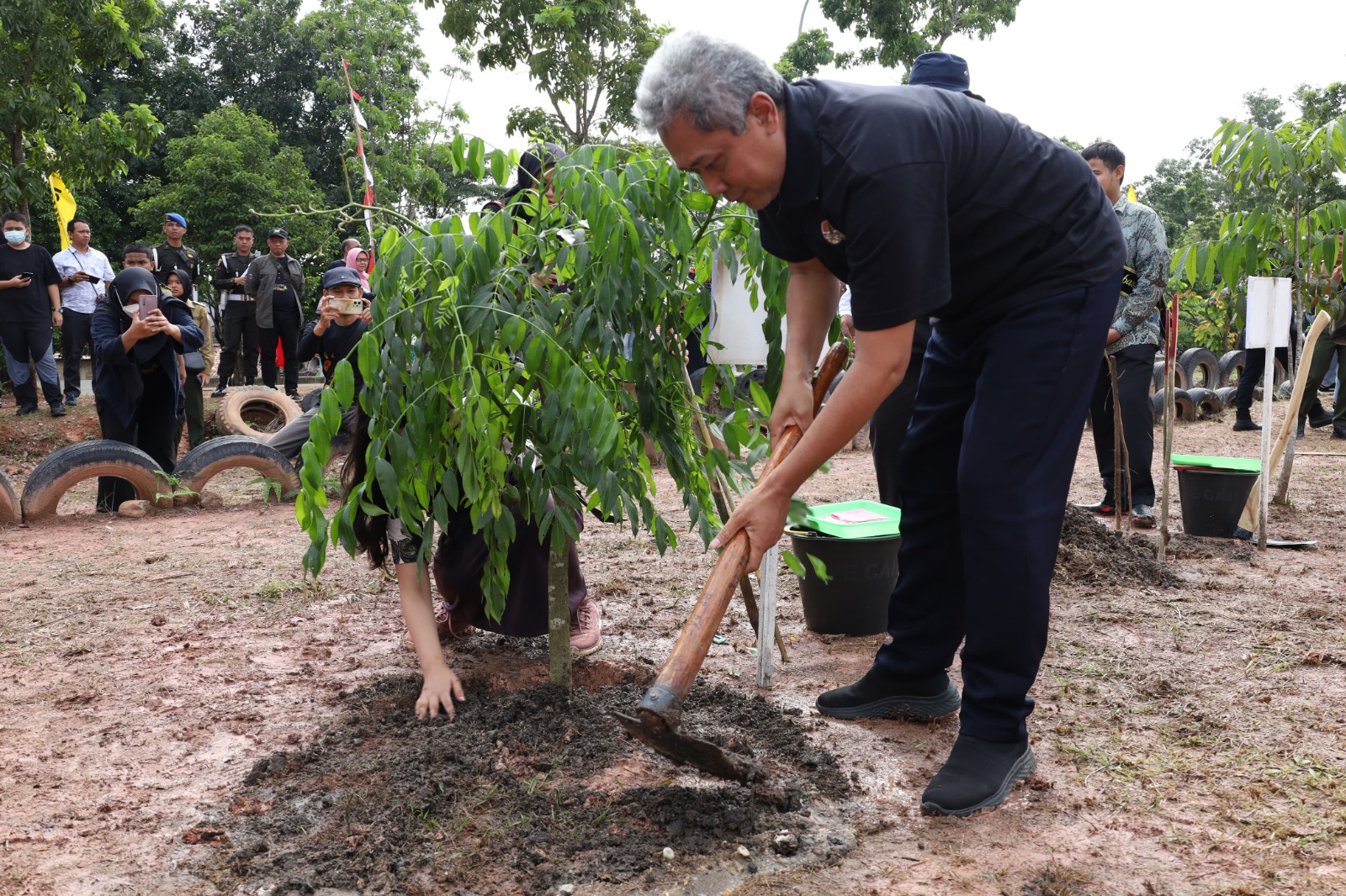 KLHK Ajak Aksi Gerakan Menanam Pohon Mengisi Pergantian Tahun