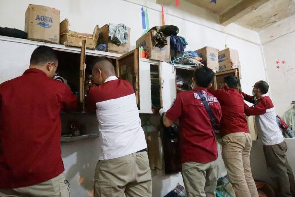 Tingkatkan Keamanan Akhir Tahun 2023, Lapas Tebingtinggi Razia Blok Hunian