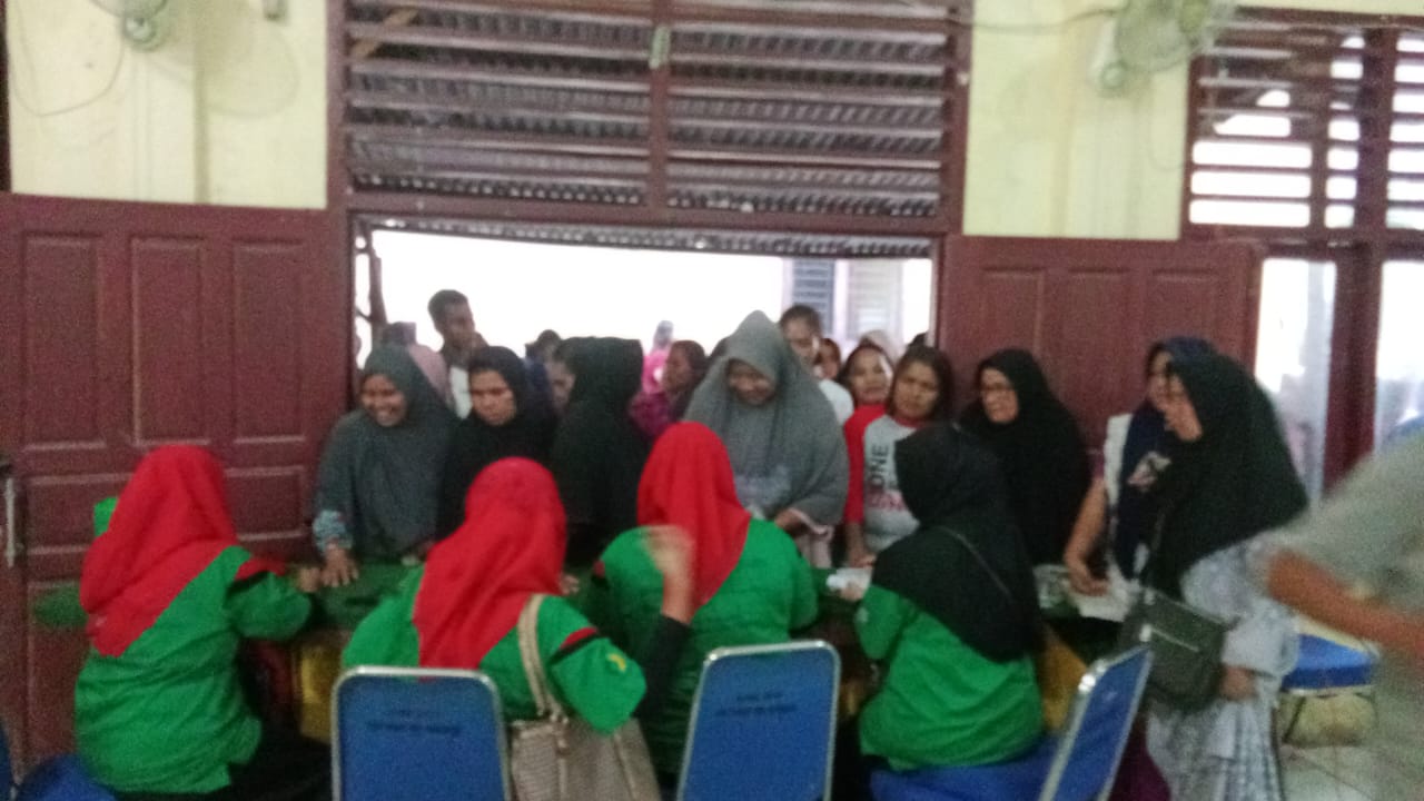 Meski Libur Nataru, Tim GPM Aceh Singkil Gelar Operasi Pasar Hingga Malam