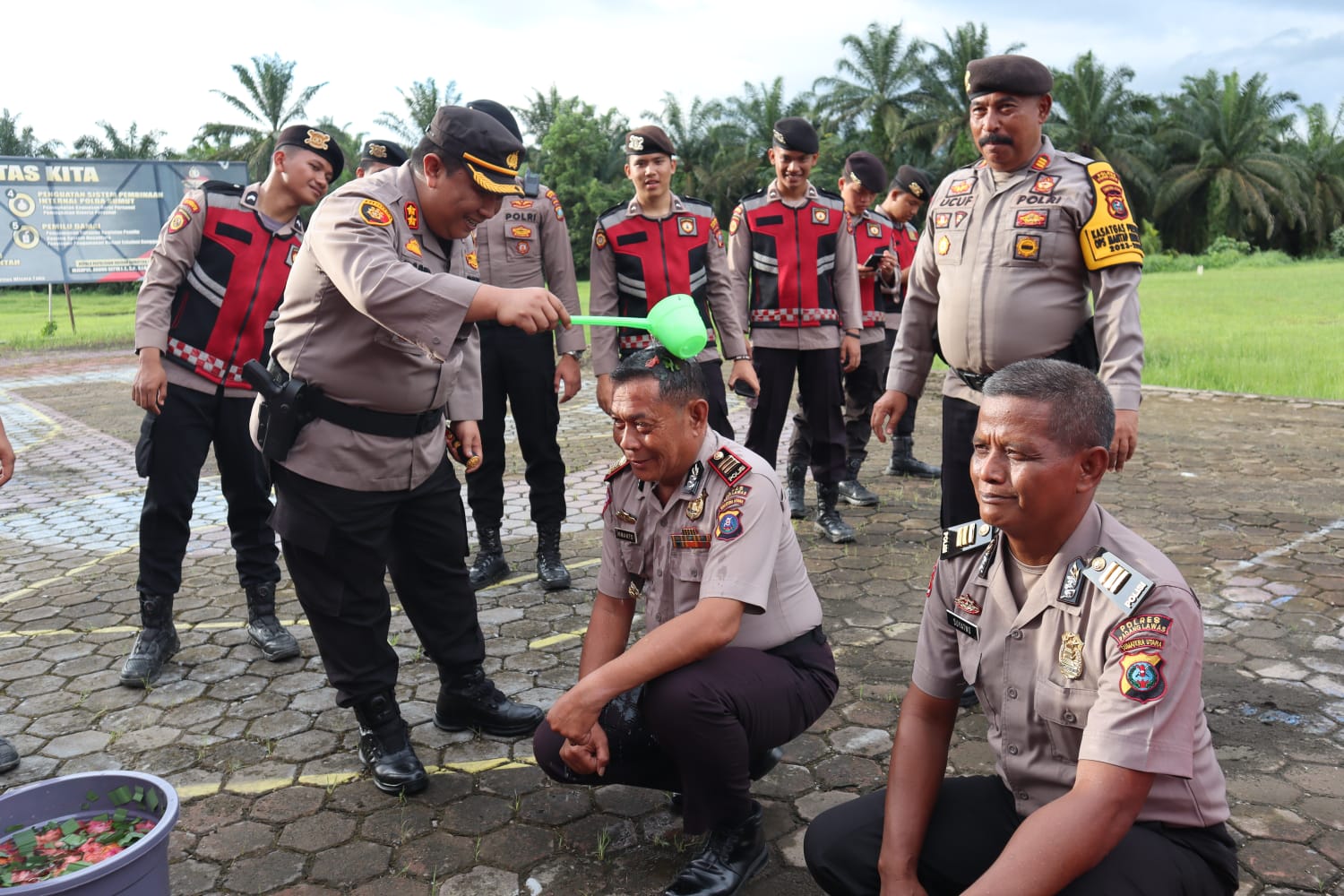 Polres Palas Gelar Upacara Kenaikan Pangkat