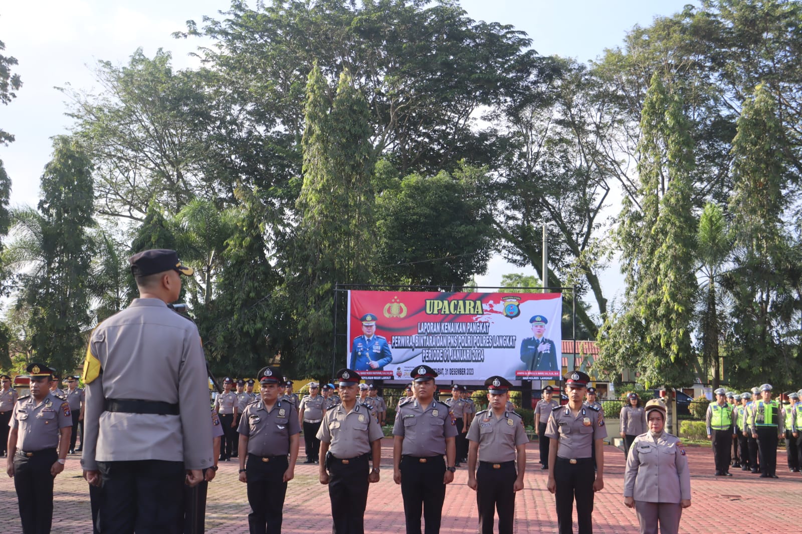 60 Personel Polres Langkat Naik Pangkat