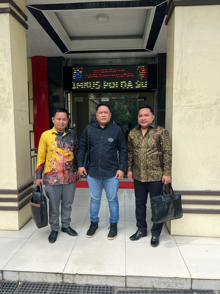 Direktur PT Pemuda Medan Abadi Berikan Keterangan Di Poldasu