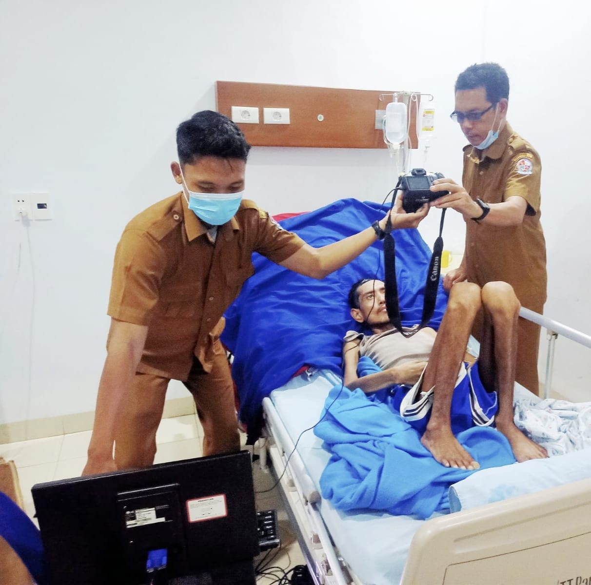 "Rasa Mereka Kami Ini Dewa, Malaikat Yang Datang"