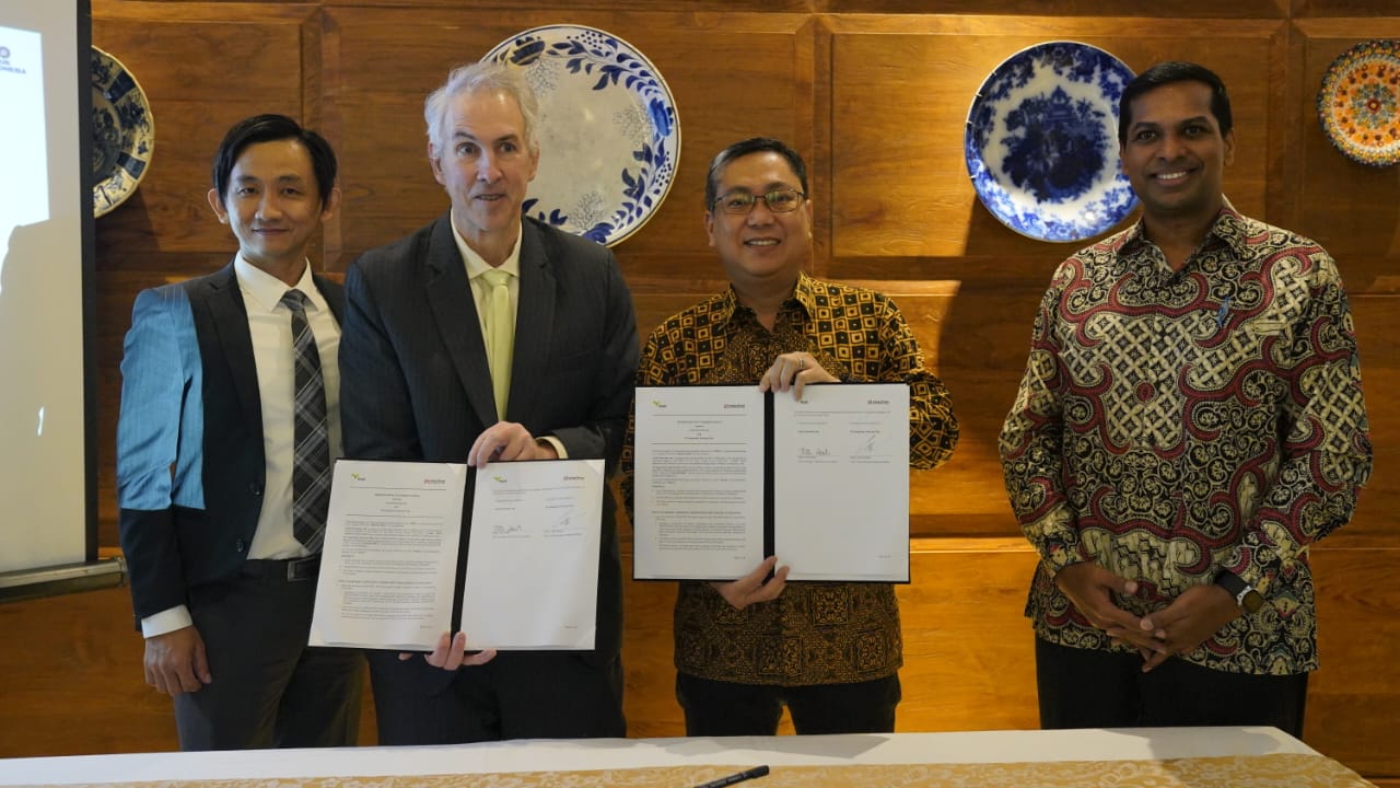 Smartfren Dan Aviat Berkolaborasi Tawarkan Teknologi Otomasi & Digitalisasi Industri