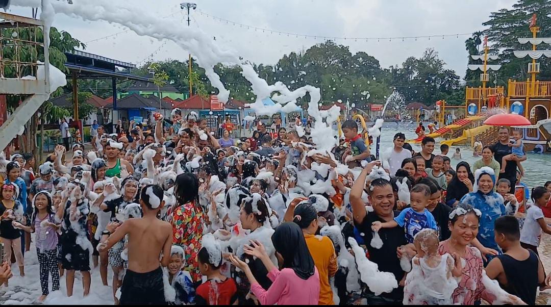 Memasuki Puncak Libur Sekolah, Tempat Wisata Dipenuhi Pengunjung