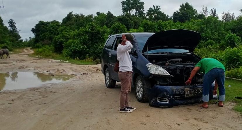 Meski Jalan Putus Pasca Banjir, GPM Di Kuala Baru Berlanjut