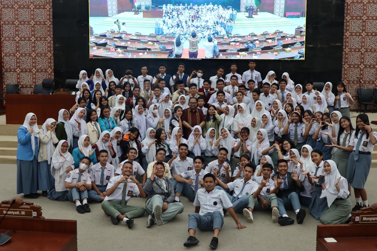 Parliament Tour Siswa SMA, Baskami Bahas Perlindungan Perempuan Dan Anak Dari Kekerasan