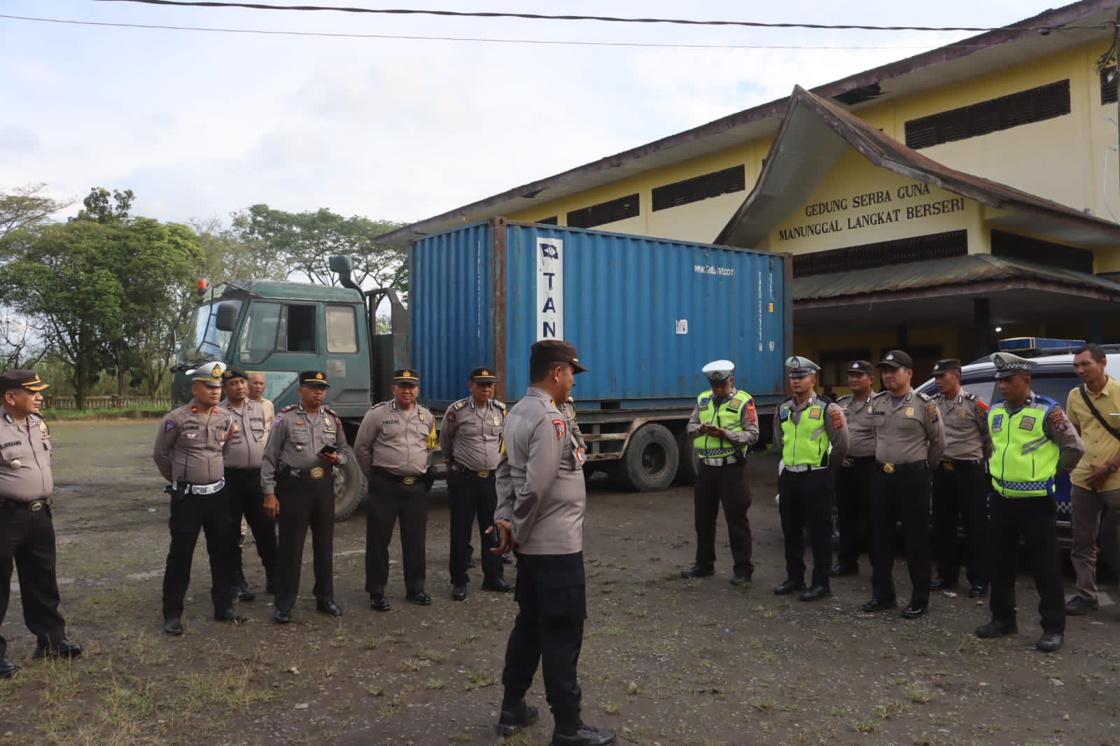 Polres Langkat Amankan Distribusi Logistik Pemilu 2024
