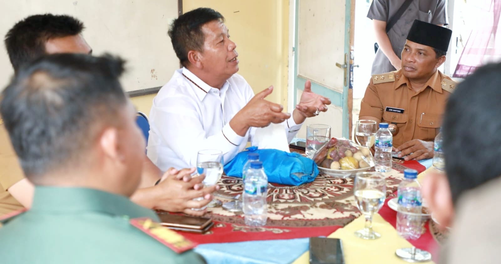 Bupati Simalungun Minta Pangulu Giatkan Marharoan Bolon Perbaiki Infrastruktur