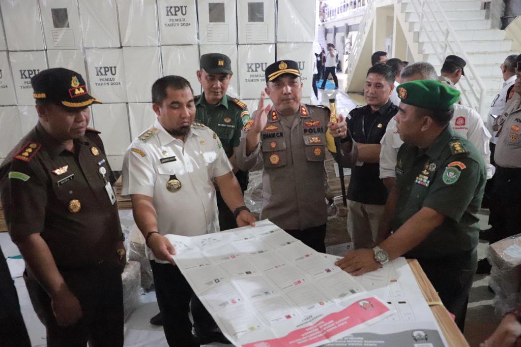 Pj Bupati - Forkopimda Kembali Tinjau Kesiapan Logistik Pemilu