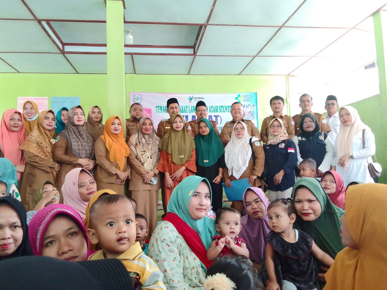 Pj Bupati Agara Kunjungi Pelayanan Posyandu Terintegrasi