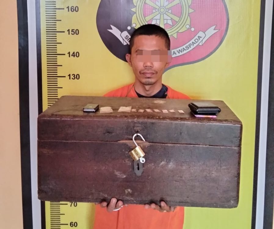 Pegawai Honorer Pemkab Paluta Nyambi Jual Sabu