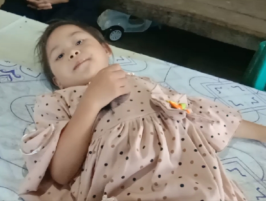 Anak Derita Bocor Jantung, Rumah Terjual Untuk Perobatan