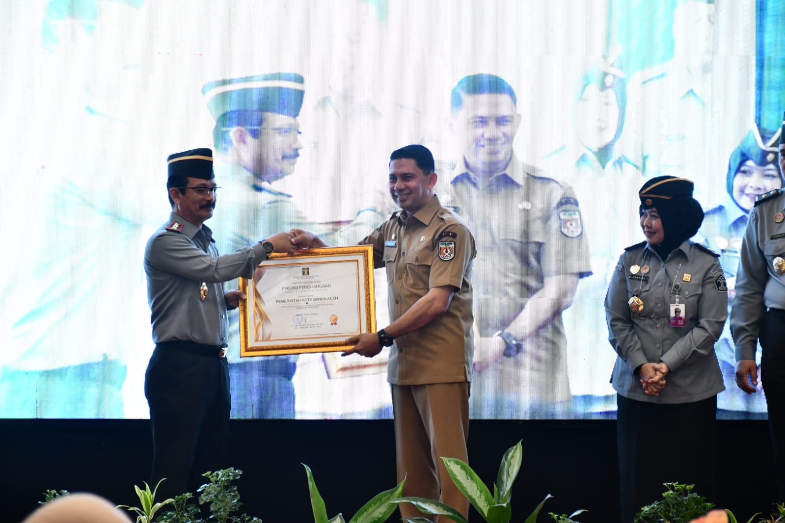 Banda Aceh Terima Penghargaan Dari Kemenkumham RI