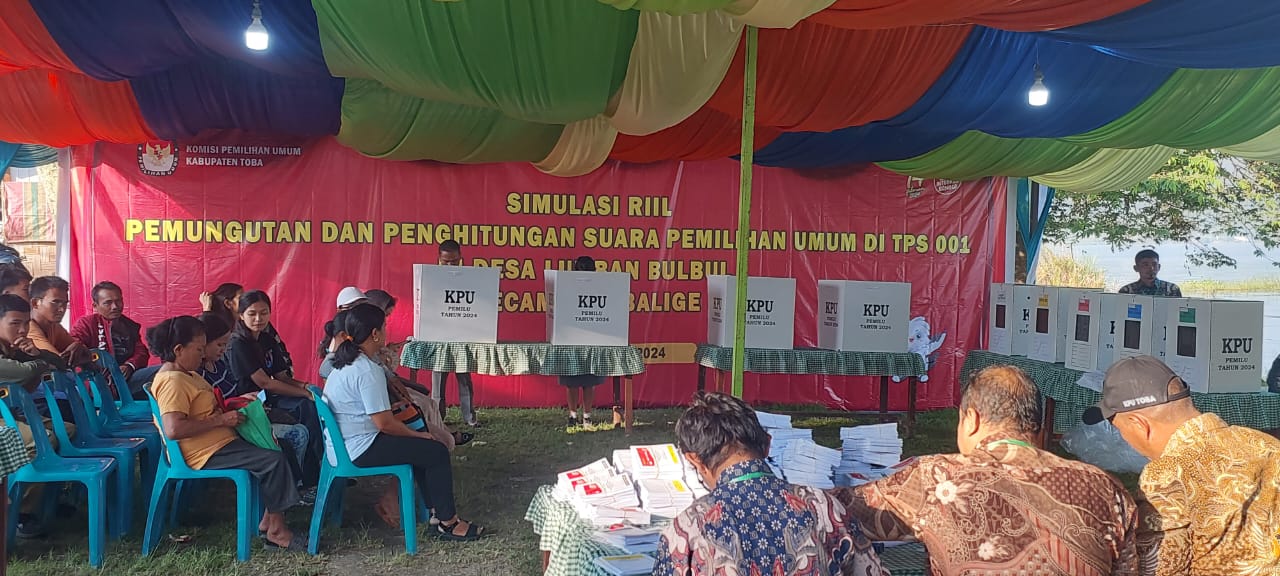 KPU Kabupaten Toba Gelar Simulasi Putungsura Pemilu 2024