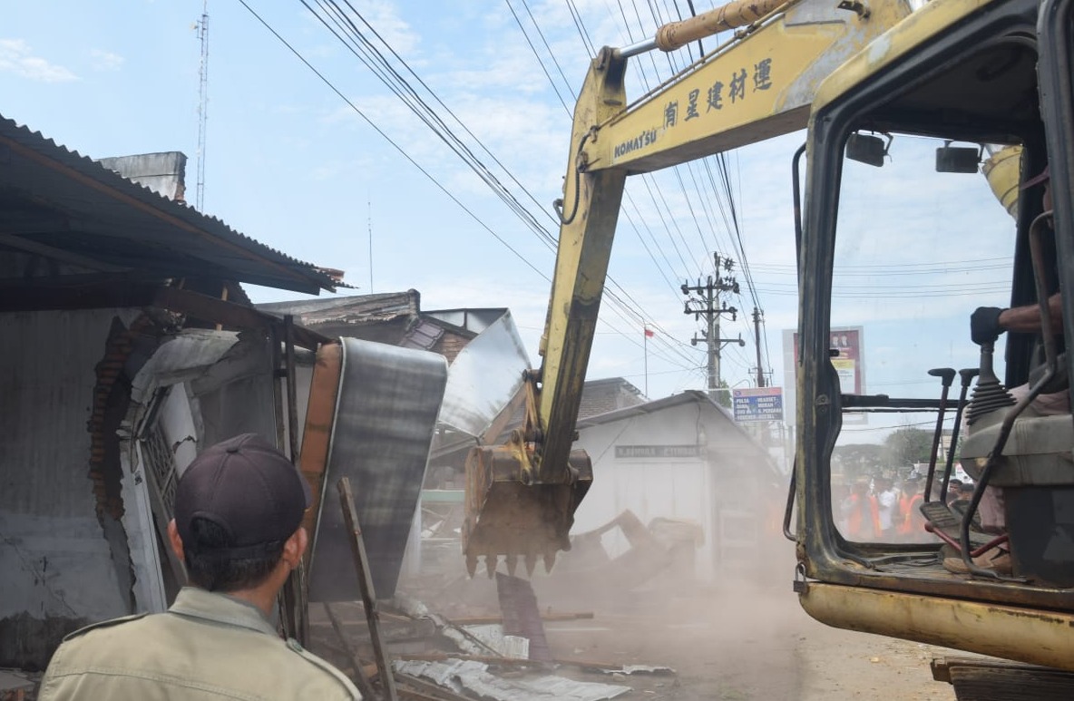 PN Idi Eksekusi 4 Ruko 1 Rumah Di Julok