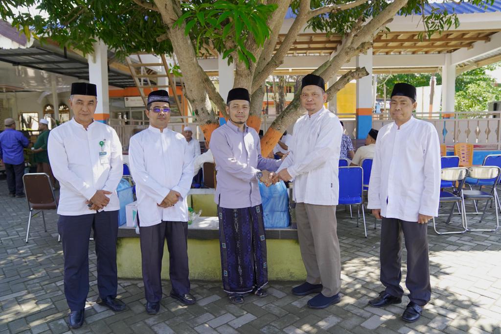 Alami Kebakaran, Kadisdik Dayah Aceh Kunjungi Dayah Babul Maghfirah