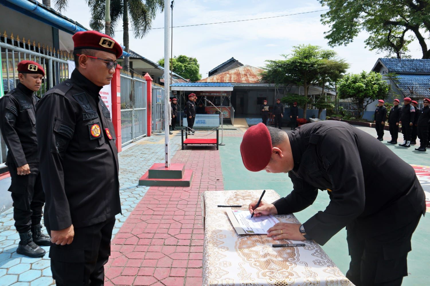 Lapas Tebing Tinggi Tandatangani Komitmen Bersama Pembangunan ZI