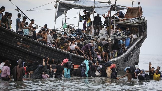 Pro-Kontra Pengungsi Rohingya Di Aceh
