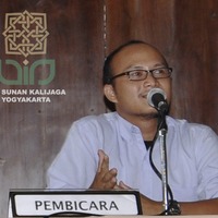 Adil Terhadap Pengungsi Rohingya