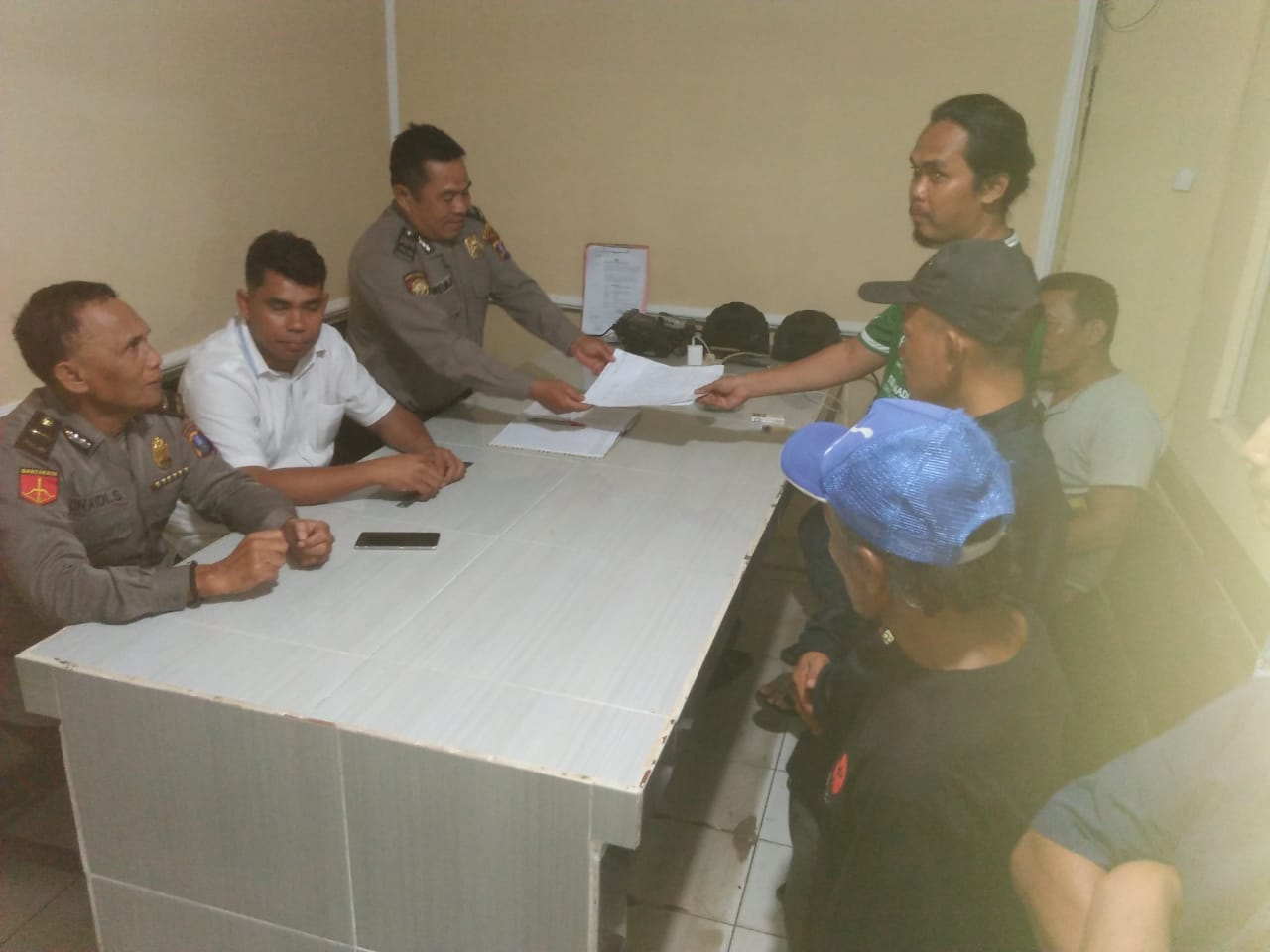 Kades Naman Jahe Dipolisikan Warga