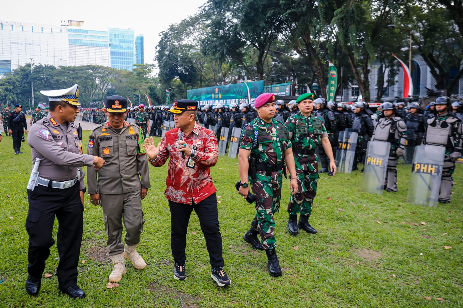 Pemko Medan Ikuti Apel Pasukan Pengamanan Pemilu 2024 Yang Digelar Kodam I/BB