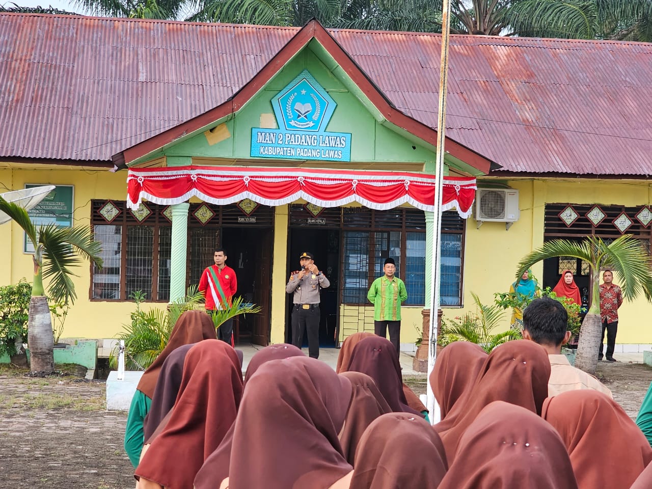 Kapolsek Barteng Ingatkan Siswa Untuk Jauhi Narkoba