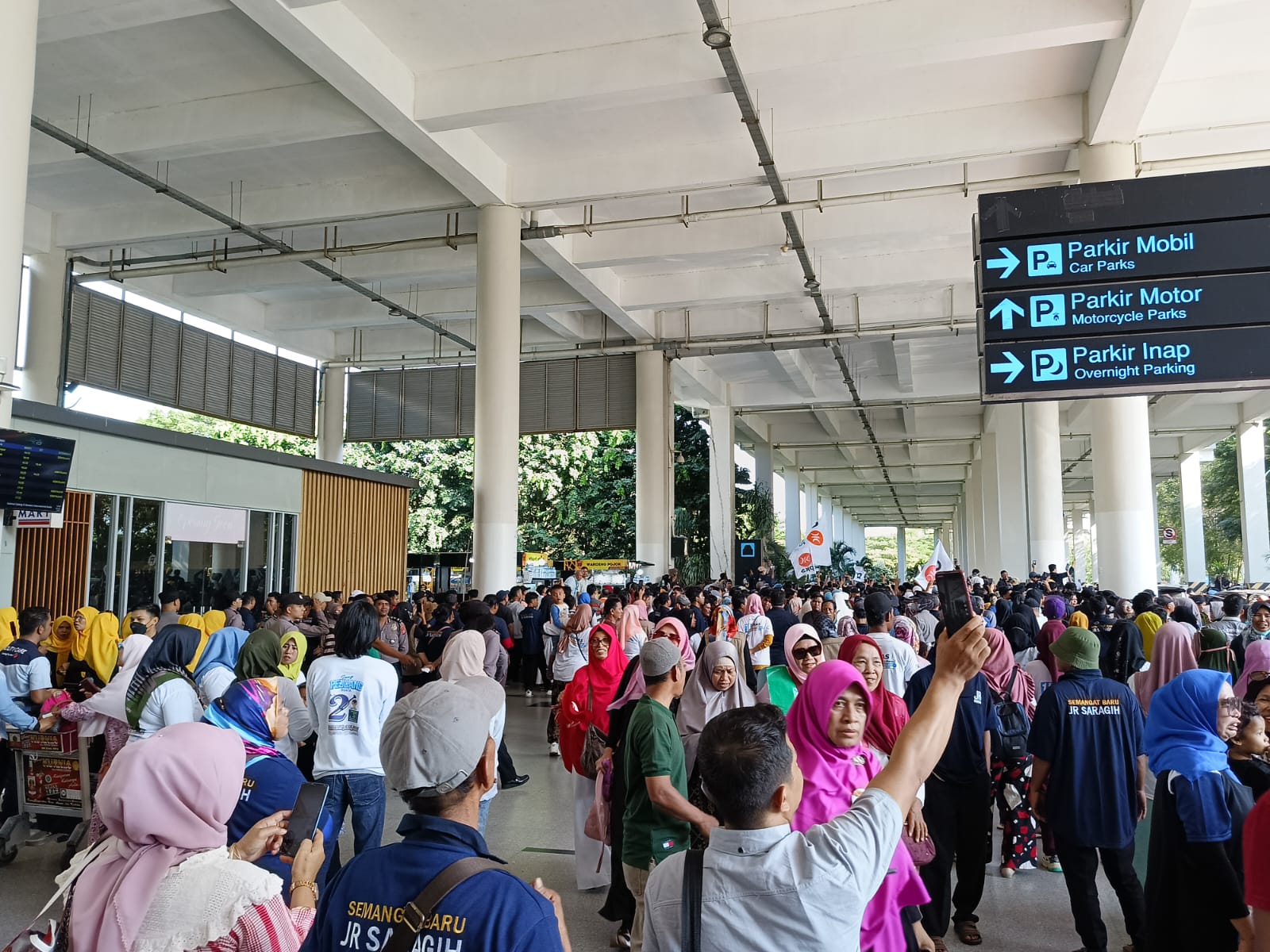 Terkait Pintu VIP Kuala Namu Terkunci, Pengelola Bandara: Area Terbatas