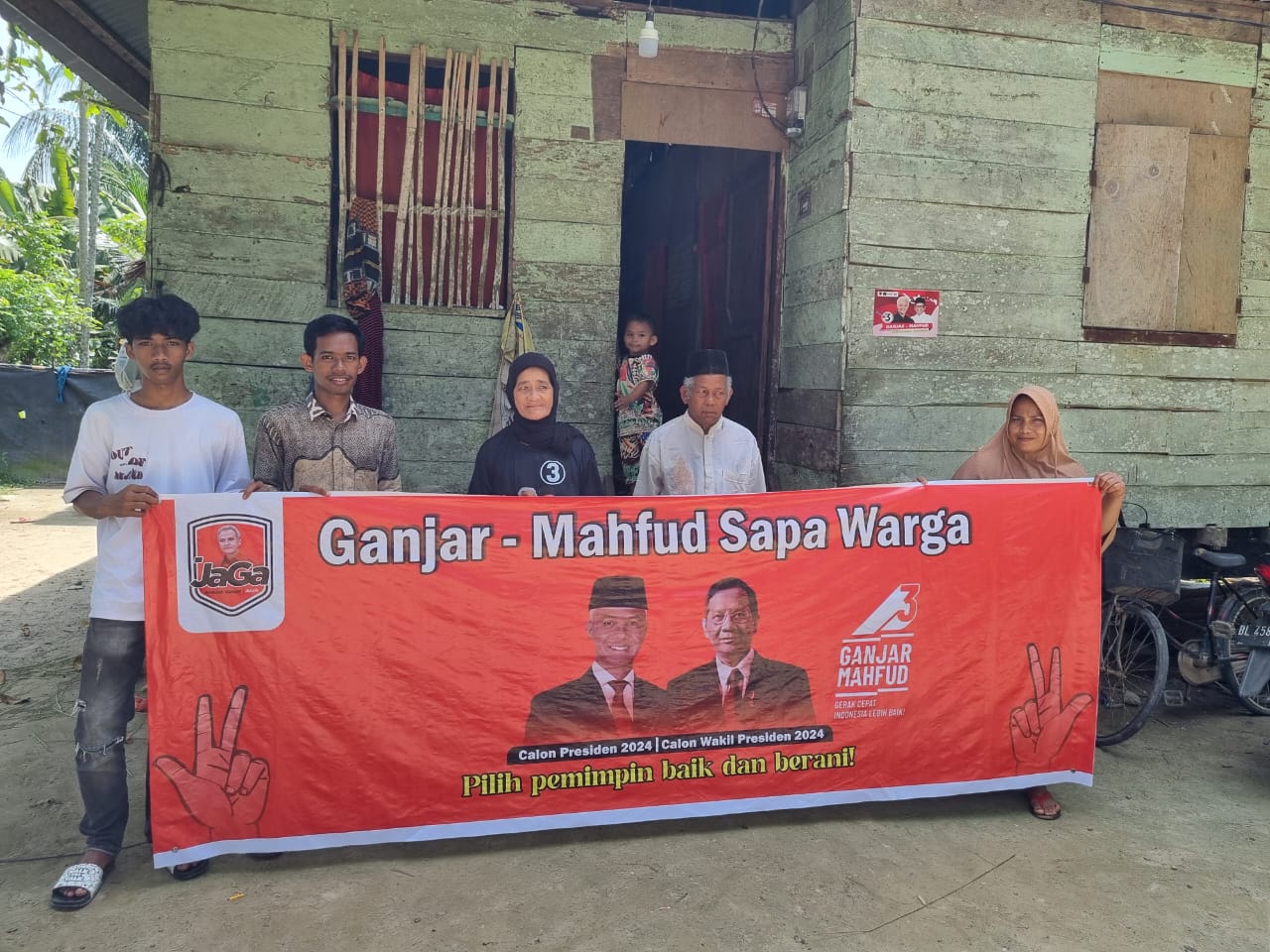 Relawan JAGA Sambangi Tiap Rumah Warga Aceh Utara Dan Kota Lhokseumawe