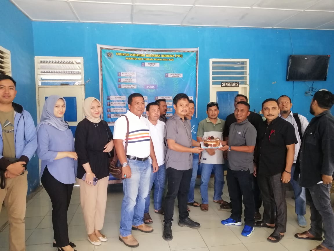 HPN Dan Peringatan Ke-78 PWI, Ketua PWI Agara Terima Kado Spesial