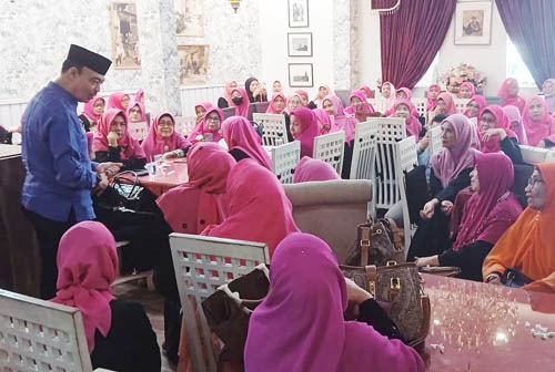 Abdillah Ceritakan Masa Kecilnya Jualan Teh Pahit Keliling Pusat Pasar