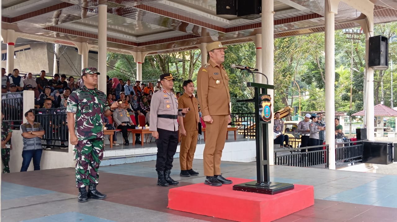 Apel Gabungan Pergeseran Pasukan Pam TPS Di Sibolga Kondusif