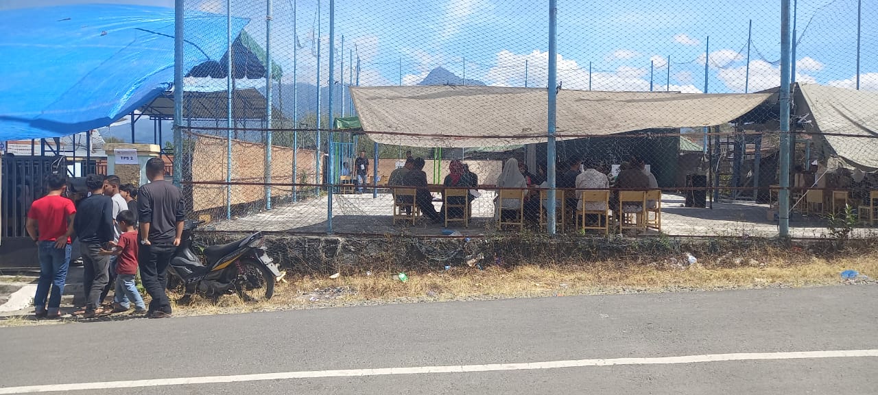 Masyarakat Kampung Lukup Sabun Antusias Datangi TPS