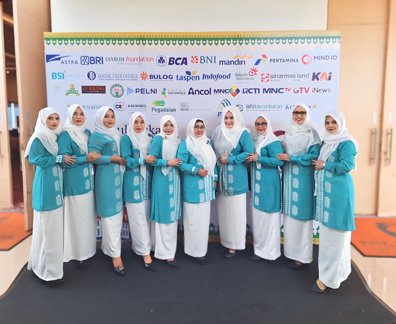 Grup Paduan Suara IKWI Aceh Tampil Di Pentas HPN