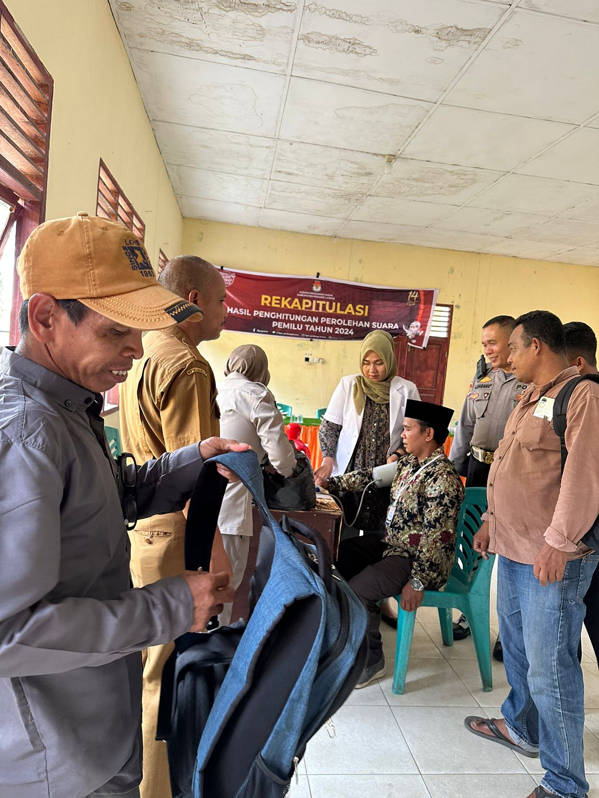 Tim Dokkes Polres Palas Cek Kesehatan PPK Barumun Baru