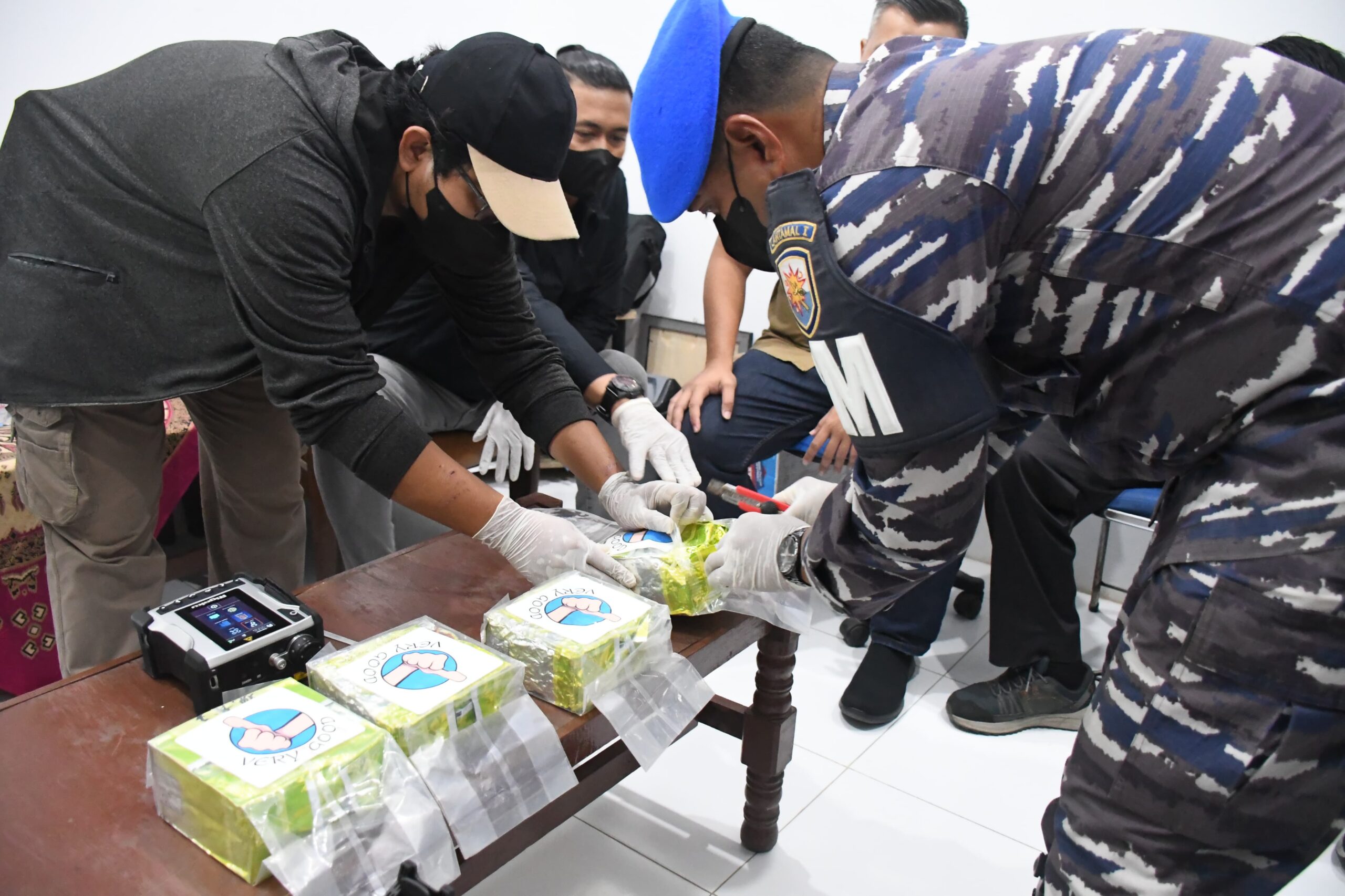Warga Madura ‘Gendong’ Empat Kilo Sabu Dari Malaysia