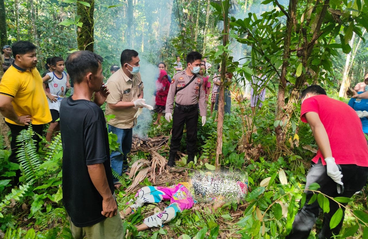 Mayat Perempuan Ditemukan Di Kebun Warga