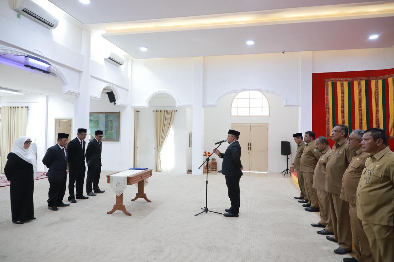 Pj. Bupati Aceh Besar Lantik 4 Pejabat Administrator