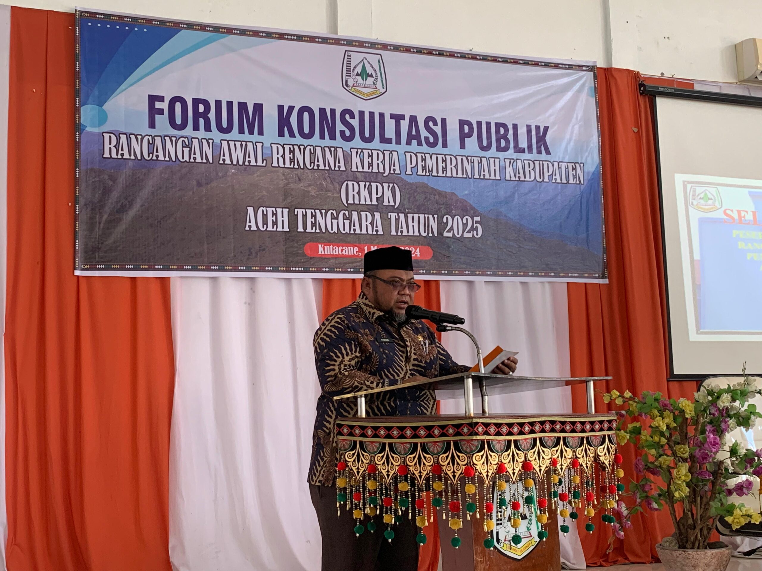 Pj Sekda Buka Rapat Forum Konsultasi Publik RKPK Agara 2025