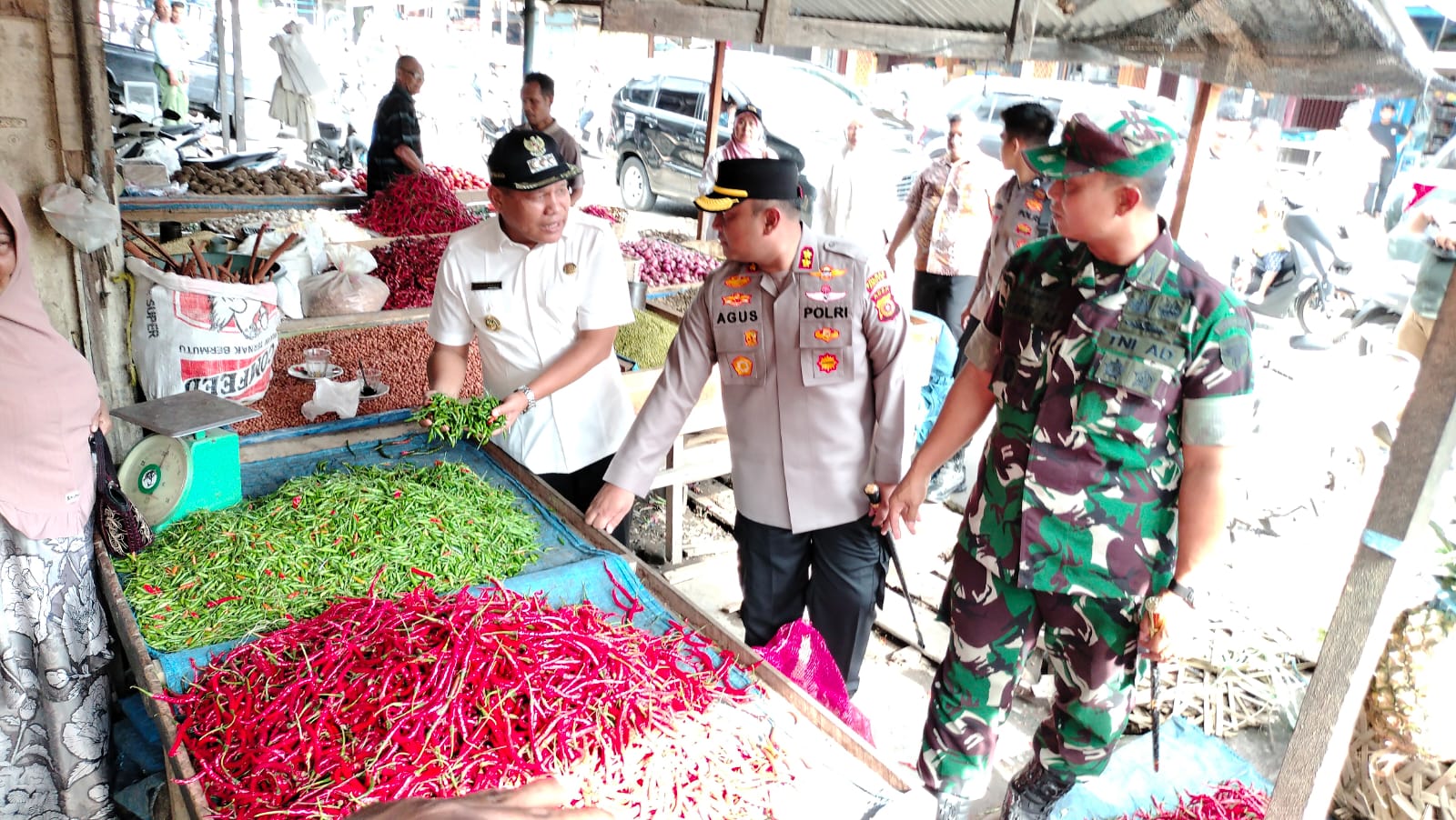 Forkopimkab Abdya Pantau Harga Pasar Blangpidie