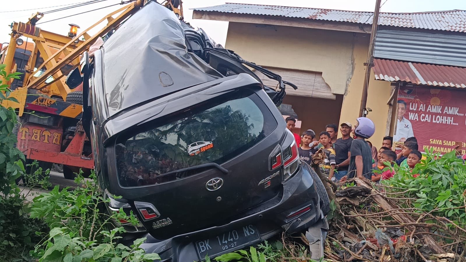 2 Penumpang Toyota Agya Tewas Di Lokasi Usai Ditabrak Kereta Api