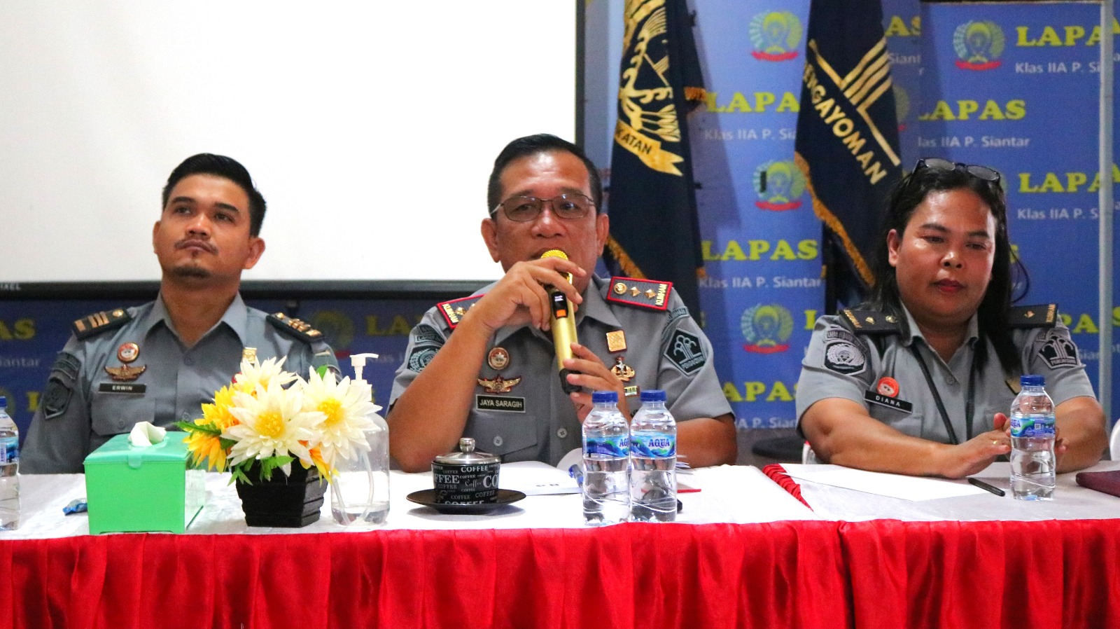 Kalapas Kelas IIA P.Siantar Pimpin Rapat Dinas Menuju WBK 2024